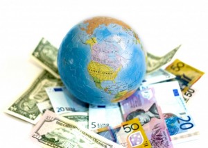 bcdturkey WorldsCentralBanker070214 300x213 Küresel ekonomi 2015’te büyüme tahminleri